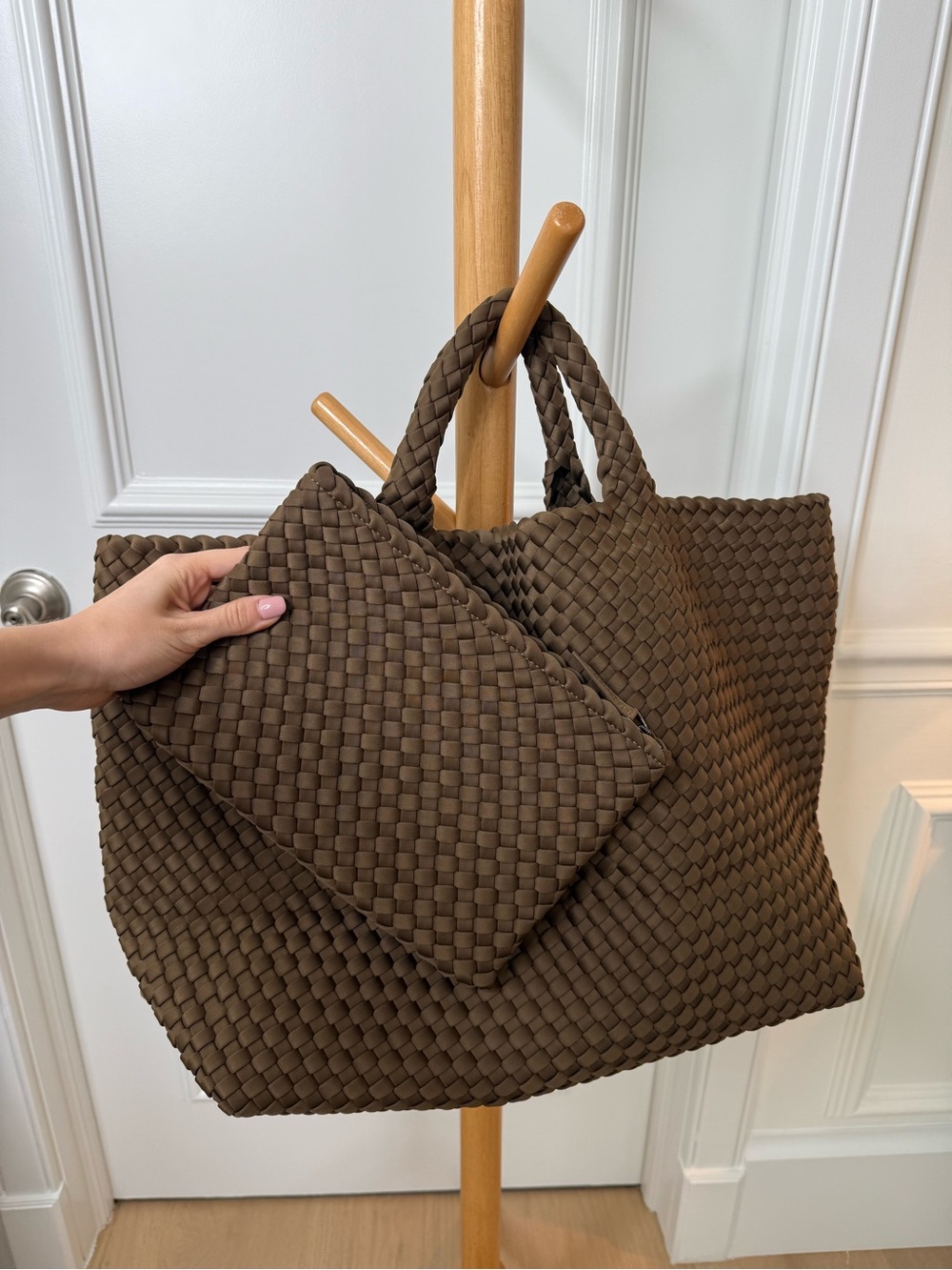 NAGHEDI St Barths Large Tote - Picture 6 of 6